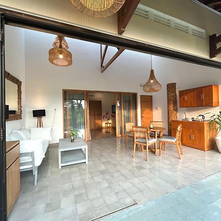 Putjung Boutique Villa Jogja Senang מראה חיצוני תמונה